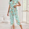 Women's Capri Pajama Sets Floral Print Short Sleeve Sleepwear Top and Capri Pants 2 Piece Loungewear with Pockets
